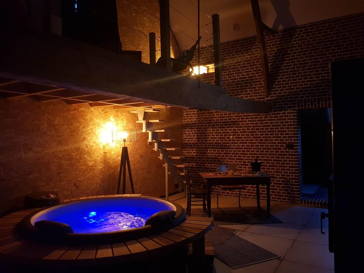 Au Soleil Vert - Chambre De Charme Avec Spa Et Sauna Prives Zeggers-Cappel Exteriör bild